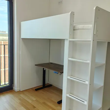 Apartament 3 2 Bathrooms 2 Toilets New Center Of Underground Parking Space Contactless Self Check-in