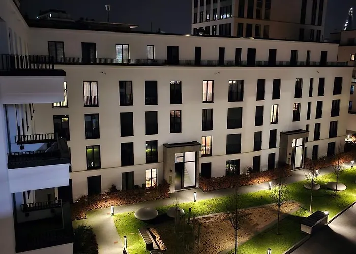 3 2 Bathrooms 2 Toilets New Center Of Underground Parking Space Contactless Self Check-in Apartman