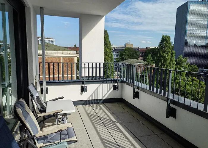 Apartman 3 2 Bathrooms 2 Toilets New Center Of Underground Parking Space Contactless Self Check-in Düsseldorf