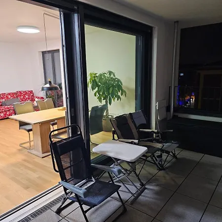 3 2 Bathrooms 2 Toilets New Center Of Underground Parking Space Contactless Self Check-in Apartment *