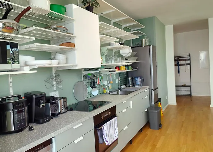 3 2 Bathrooms 2 Toilets New Center Of Underground Parking Space Contactless Self Check-in