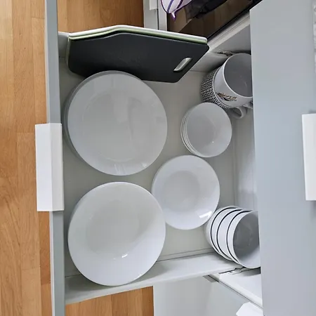 3 2 Bathrooms 2 Toilets New Center Of Underground Parking Space Contactless Self Check-in *